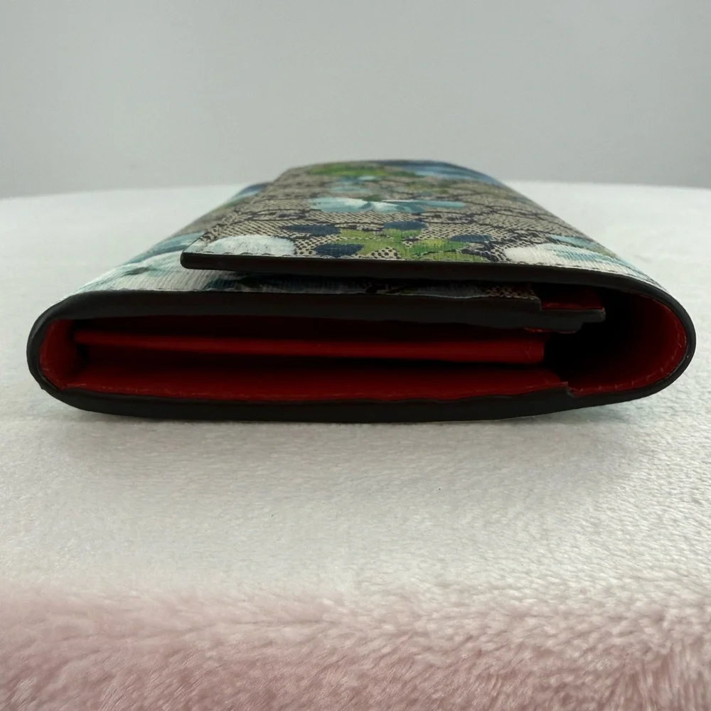 Gucci Floral GG Supreme Canvas Continental Wallet in Blue and Green